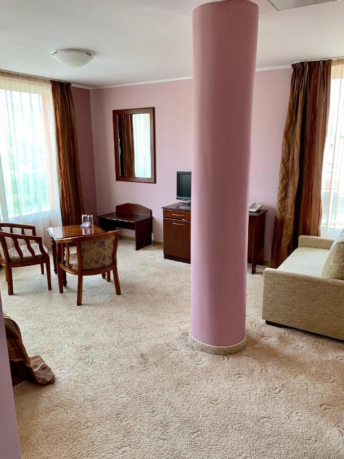 Отель Hotel Elena Велико-Тырново-48